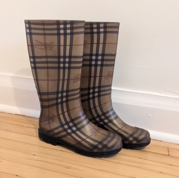 Burberry Rain boots - Picture 1 of 4
